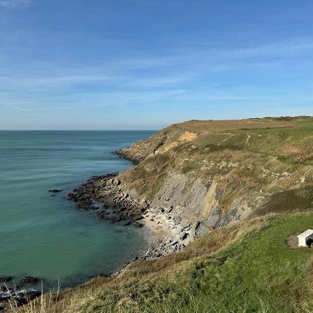 Entre Terre Et Mer Ecault Bagian luar foto